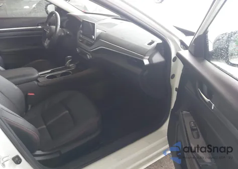 2025 Nissan Altima Sr Fwd z USA, uszkodzony, nr VIN 1N4BL4CV1SN301077